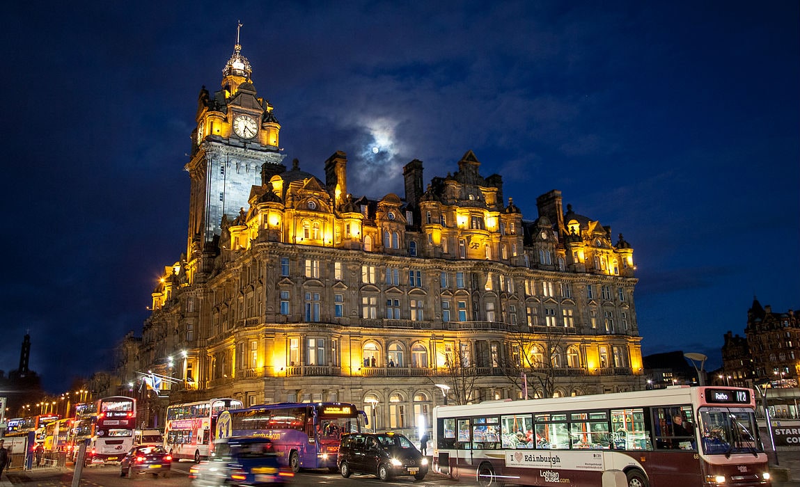 Единбург - місто, де з'явилася на світ перша книга про Гаррі Поттера