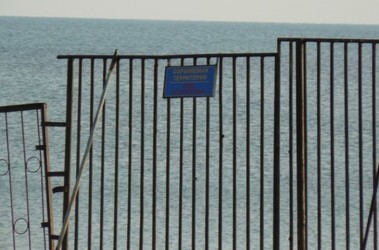 26 июля 2012, 17:25 Переглядів:   Жителям Алупки перекрили доступ до моря