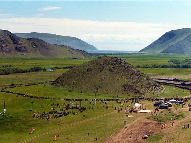 Озеро Байкал: Шаман-камінь