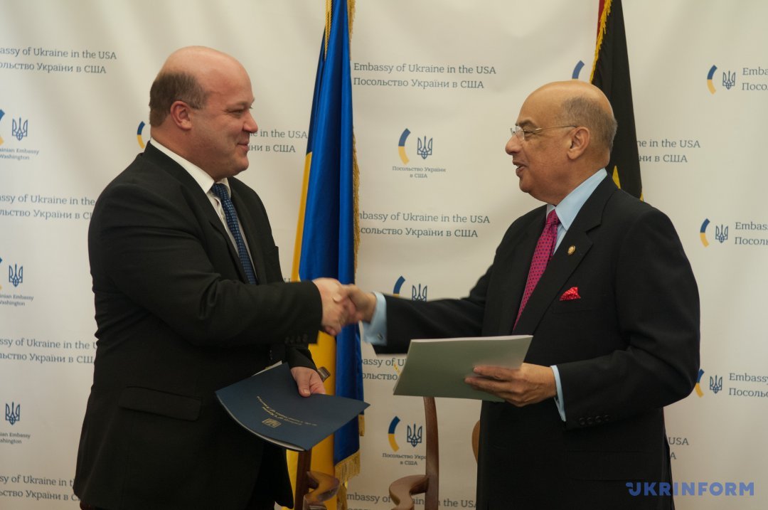 Україна уклала з острівною державою Антигуа і Барбуда Угода про взаємне скасування візових вимог