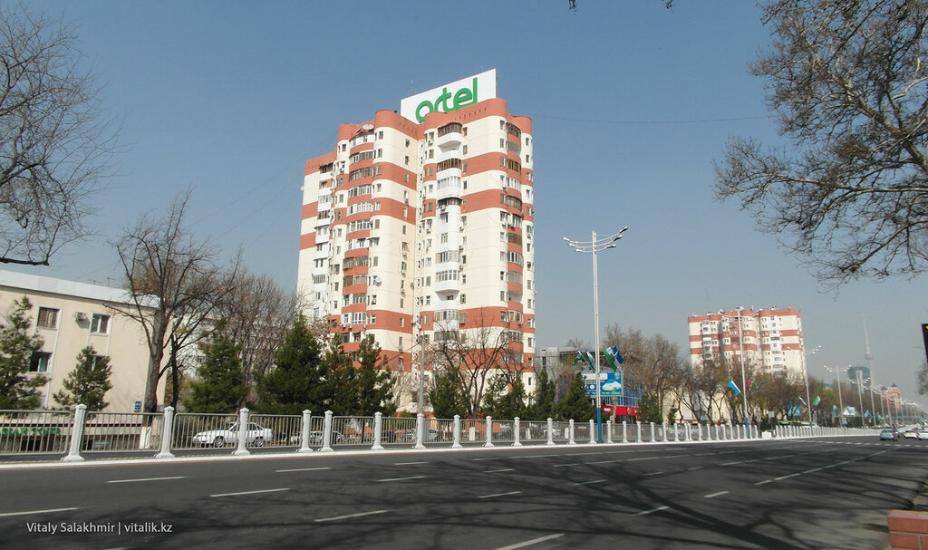 Не ідентифікована будівлю в «новому узбецькому стилі»