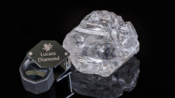 Покупцем унікального мінералу стала англійська компанія Graff Diamond
