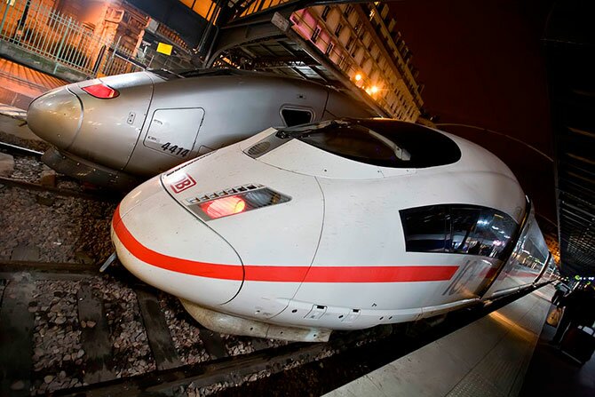 8 км / ч (а прямій ділянці нової лінії Париж - Страсбург), реальна швидкість - до 320 км / ч